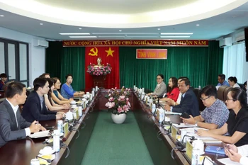 座谈会场景。图自越通社