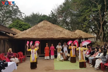 占族有大约80种舞蹈，按占族信仰，每种舞蹈代表80位神灵。图自《越南之声》