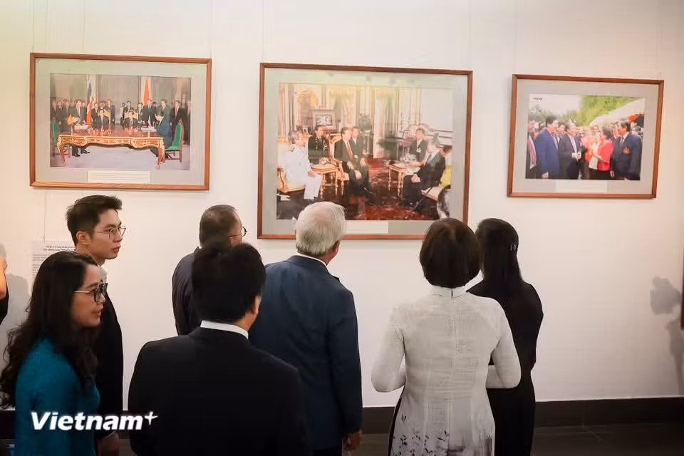 2. 此展以“外交视角：越泰关系50周年”为主题，于2026年7月24日至30日在河内越南美术博物馆举行。图自Vietnam+