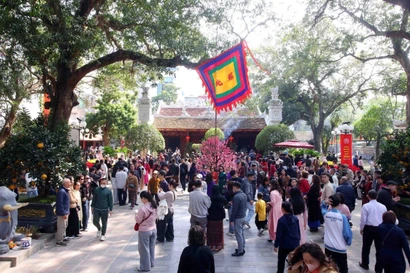 河内接待游客约318万人次，比2025年2月增长28.5%。图自越通社