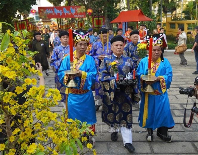 开夏-祈安节每年正月初七在左军黎文阅德上公庙举行。图自越通社