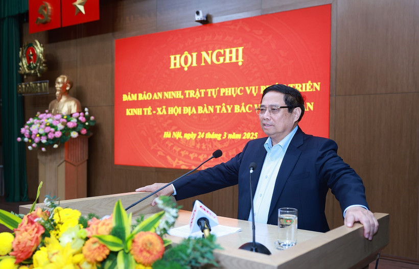 范明政在会上发表讲话。图自越通社