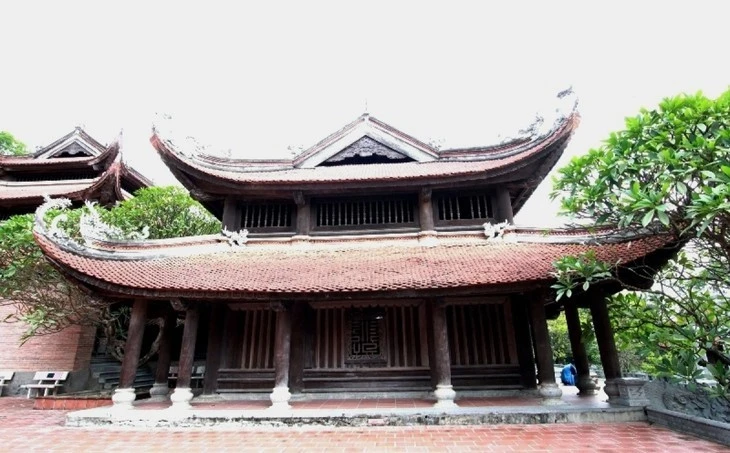 山水寺是祭拜圣揀的地方。