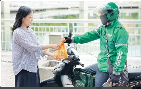 “线上买菜”市场正成为越南电子商务增长的热点之一。图自越通社