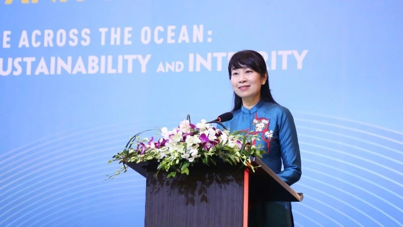 越南外交学院副院长、副教授、博士阮氏兰英。图自外交部