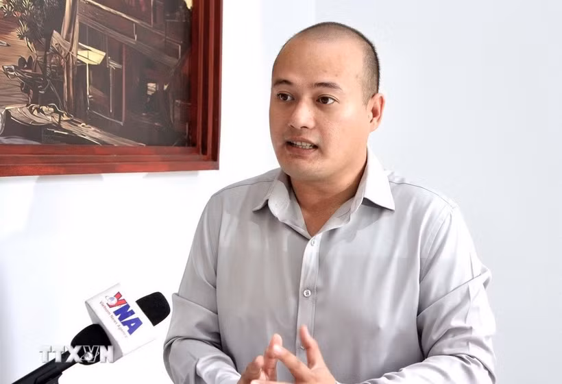 柬埔寨金边皇家大学公共政策与国际关系研究院地缘政治与国际事务分析师通·孟戴维。图自越通社