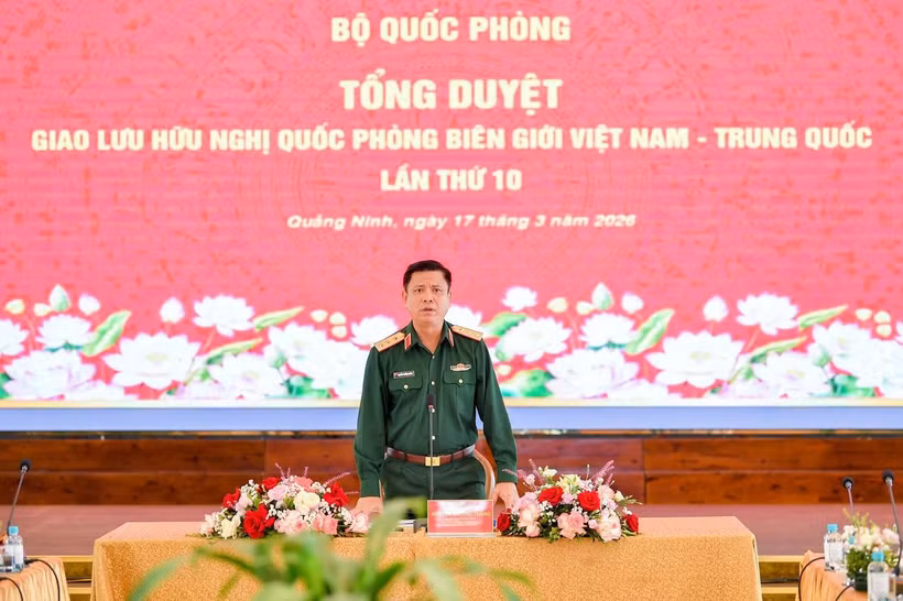 越共中央委员、国防部副部长阮长胜上将发表讲话。图自人民报
