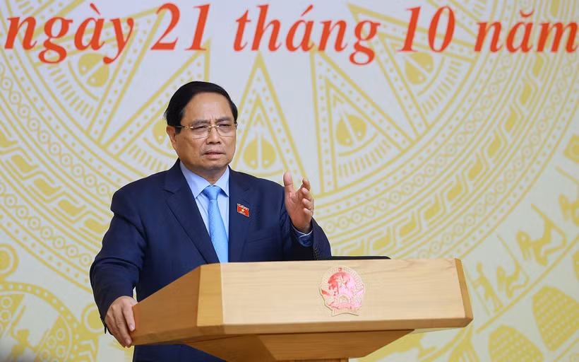越南政府总理范明政主持召开会议。图自越通社