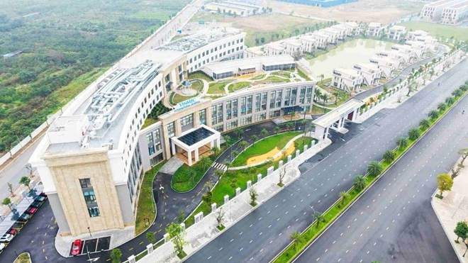 位于兴安省的Vinmec Ocean Park 2医院是治疗与度假相结合的模式。图自劳动报