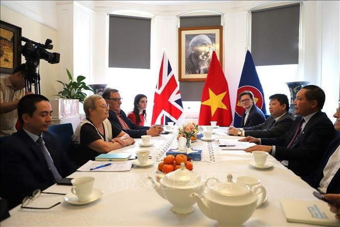 会晤场景。图自越通社