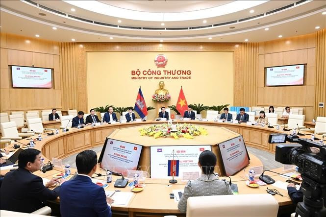 会谈场景。图自越通社