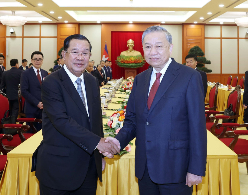越共中央总书记苏林会见柬埔寨人民党主席洪森。图自越通社