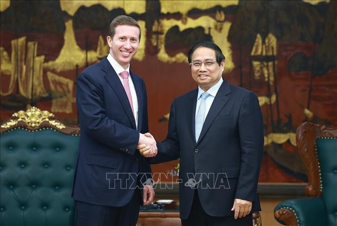 越南政府总理范明政会见了华平投资基金总裁、美国-东盟商务理事会主席潘建。图自越通社