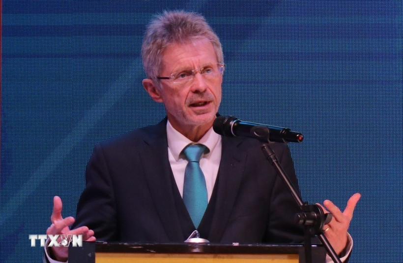 捷克参议院议长米洛什‧维斯特奇尔。图自越通社