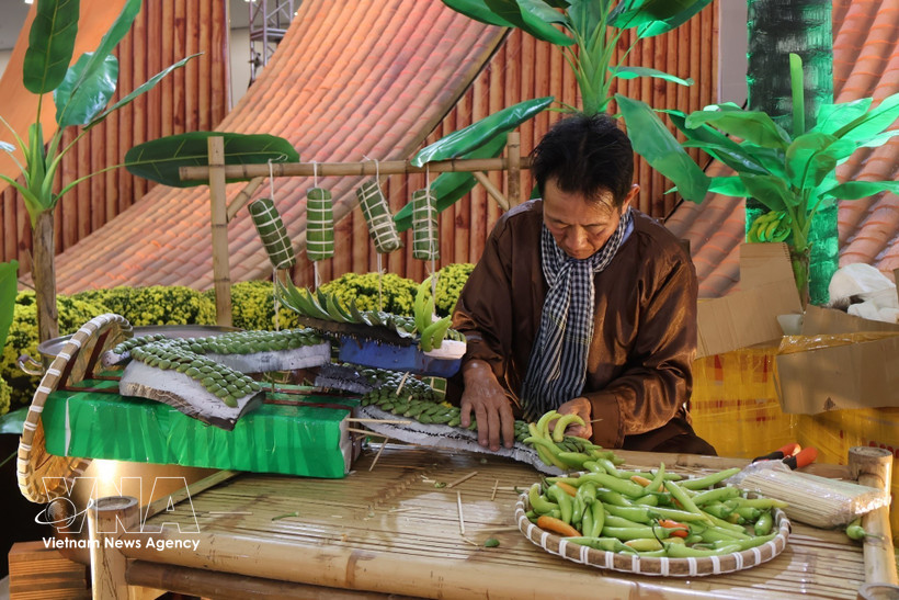 胡志明市展区中的一个展位。图自越通社