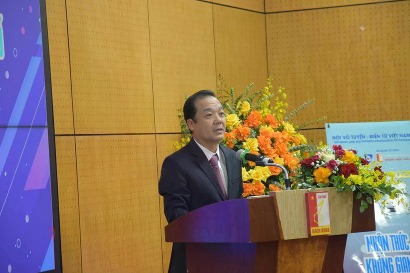 科学与技术部副部长范德龙。图自越通社