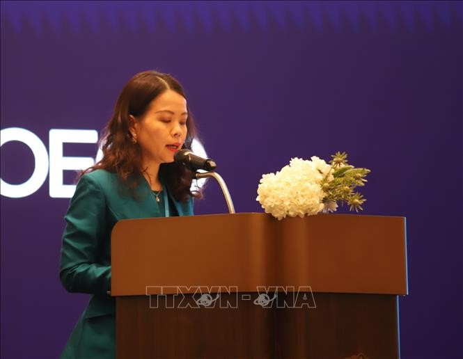 越南外交部副部长阮明姮在论坛上发表讲话。图自越通社