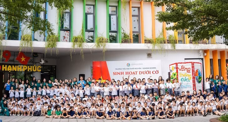 “起源”小学举办祖国海洋岛屿主题活动。图自越南之声