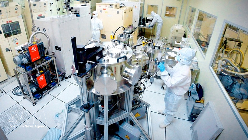 胡志明市国家大学现代纳米技术研究实验室。图自越通社
