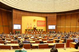 中央宣教与民运部部长郑文决在贯彻落实第79-NQ/TW号和第80-NQ/TW号决议全国会议上作了有关“政治局2026年1月7日关于发展越南文化的第80-NQ/TW号决议的核心重点内容”的专题报告。图自越通社