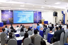 海防市科学技术厅召开会议，部署落实海防市人民委员会与韩国科学技术研究院（KIST）签署的合作谅解备忘录，并介绍2026年科技节并启动2026年创新创业大赛。图自越通社