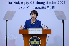日本首相高市早苗在河内国家大学发表施政演讲