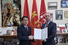 越共十四大：深化越南与白俄罗斯党际外交关系