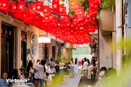 切实筹备纪念八月革命胜利80周年和9·2国庆节各项活动。图自Vietnam+