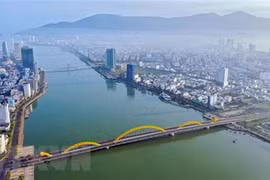 附图：岘港市的一角。图自越通社