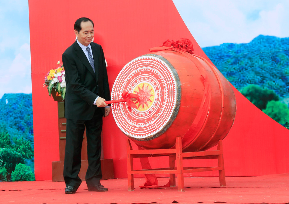 国家主席陈大光出席北件省2018戊戌年春节“永远铭记胡伯伯伟大功劳”的植树节启动仪式。越通社记者 颜亮 摄