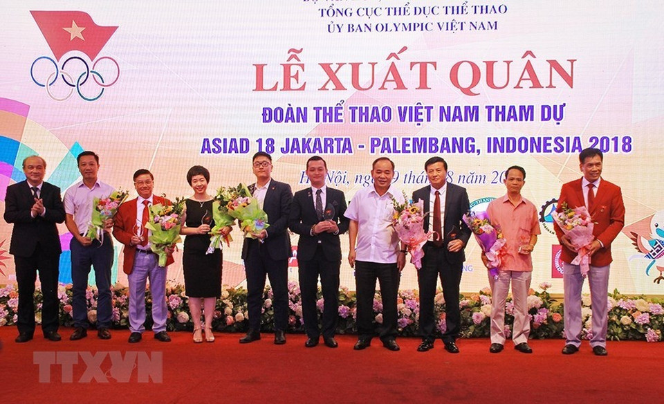 2018年第18届亚洲运动会将从8月13日至9月2日开展各项赛事的角逐。东道国将接待来自亚洲45个国家和地区的1.5万名教练和运动员前来参赛。越通社记者 仲达 摄
