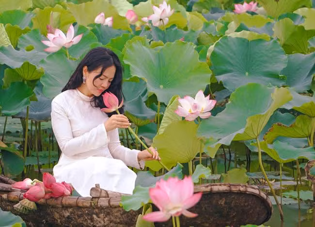 莲花女孩。（图片来源：人民报）