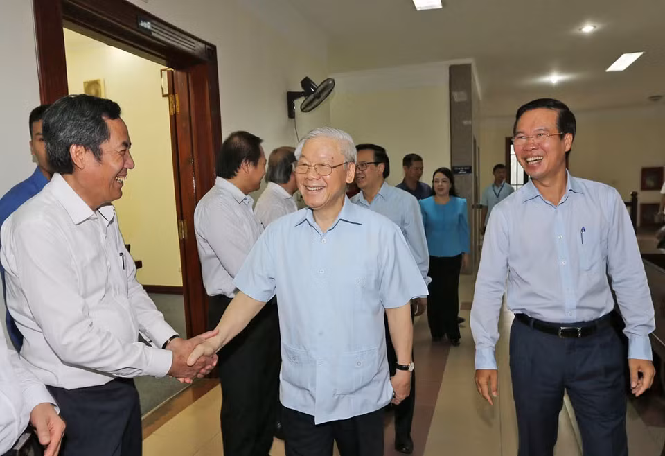 越共中央总书记阮富仲走访中央宣教部 图自越通社 