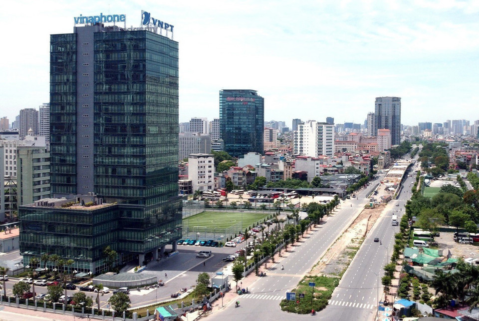 绿色大楼使用Low-E节能玻璃。图自越通社