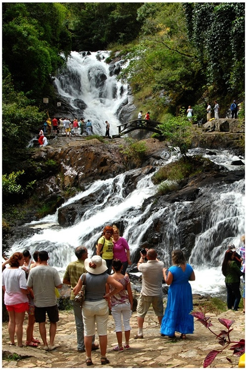 Datanla瀑布（图片来源：越南边防报）