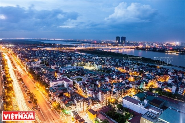 红河与福新和福舍坊地区。（图片来源：越通社《越南画报》）