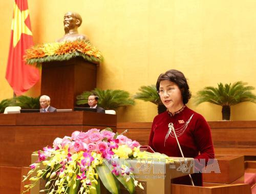 第十四届国会主席阮氏金银在宣誓就职仪式上发表讲话。