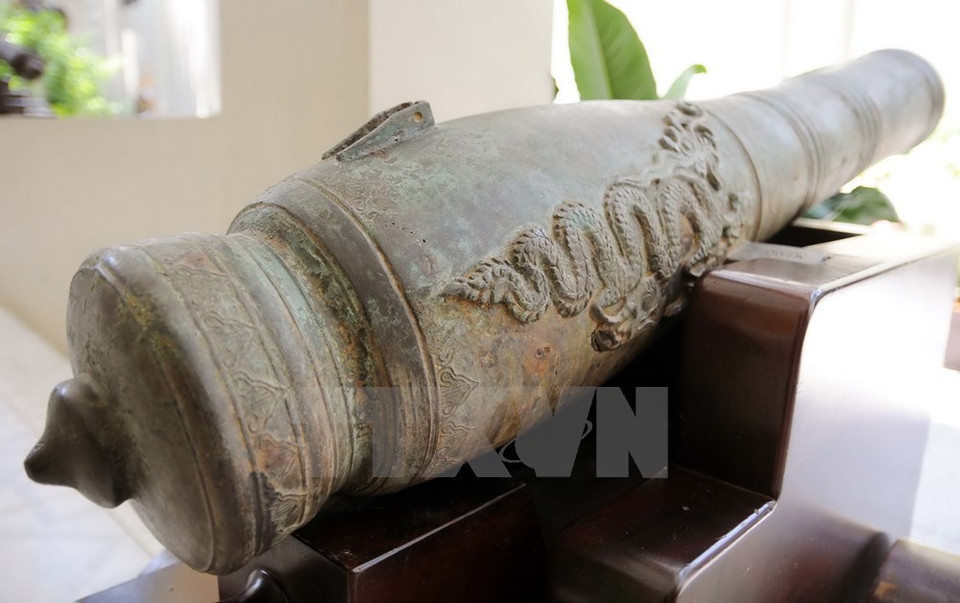 1916-1925年阶段越南阮朝凯定皇帝时期的手炮。（图片来源：越通社）