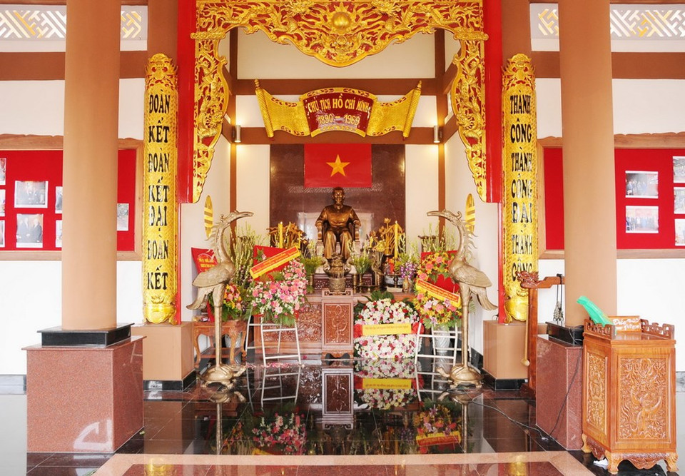  胡伯伯供奉正殿。（图片来源：Vietnam+）