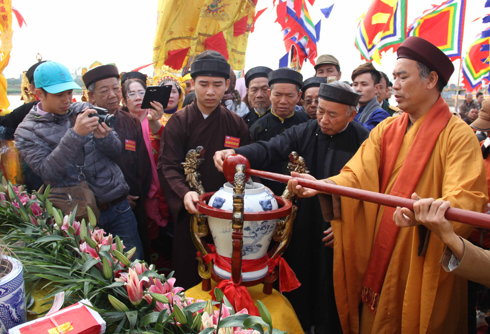​2017年​太平省陈祠庙会（图片来源：越通社）