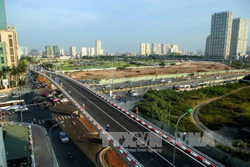 纸桥郡黄明鉴—阮政立交桥。（图片来源：越通社）