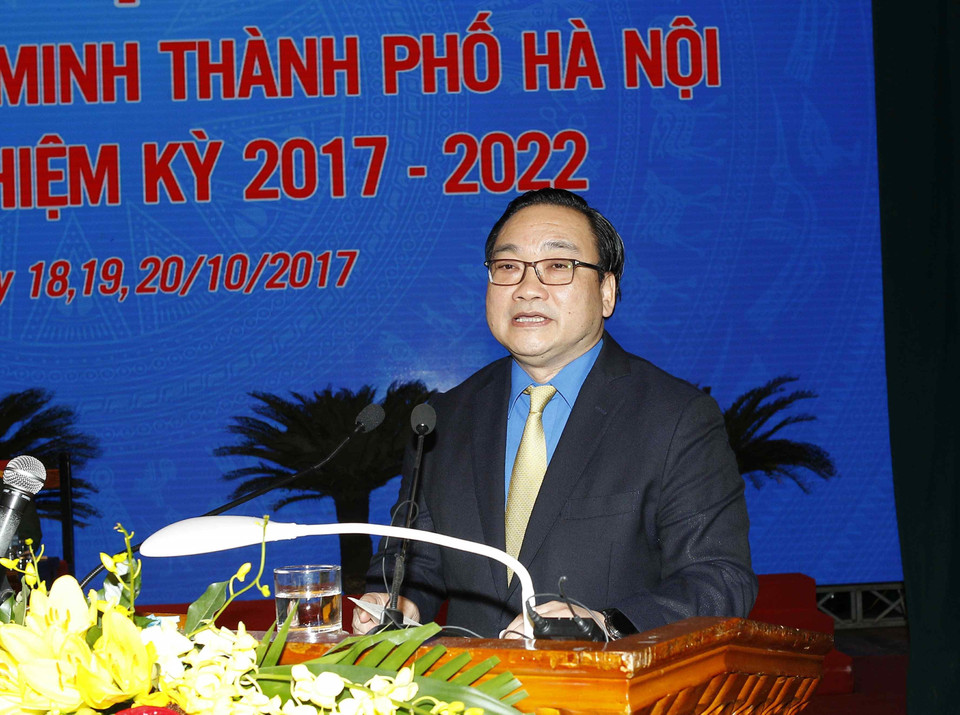 河内市委黄忠海在会上发表讲话。（图片来源：越通社）