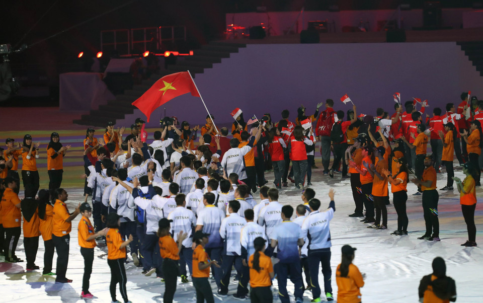 ##s###越南体育代表团出席闭幕式。（图片来源：越通社） 
