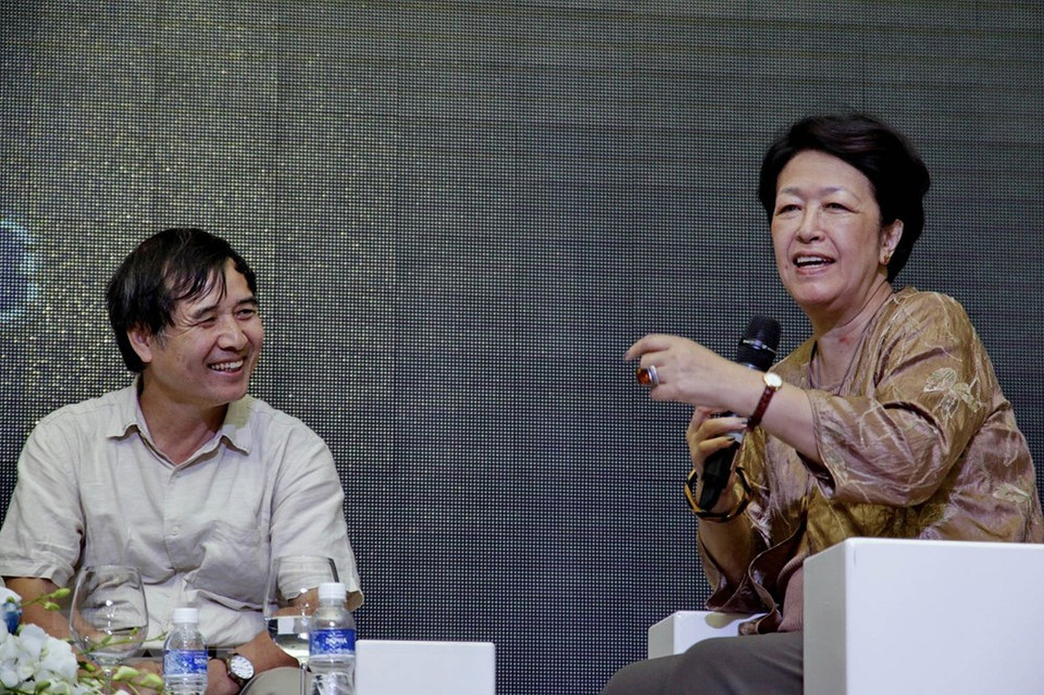 原国会对外委员会副主任孙女氏宁在岗位上尽显智慧和才华，在从事外交事业20年内，她已为越南与世界搭建良好桥梁。越通社记者 世英 摄