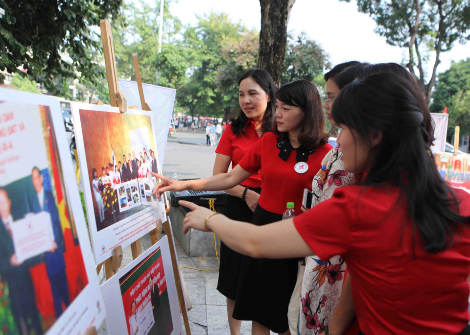 参观者。（图片来源：越通社）