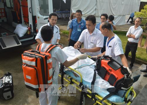 岘港市举行2017年APEC领导人会议周医疗应急演练活动。（图片来源：因特网）