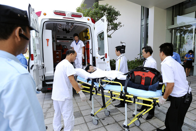 岘港市举行2017年APEC领导人会议周医疗应急演练活动。（图片来源：因特网）