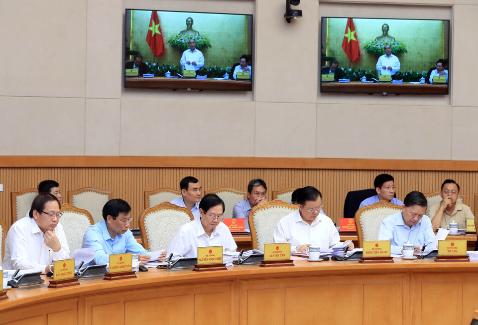 出席会议的政府代表。越通社记者 统一 摄