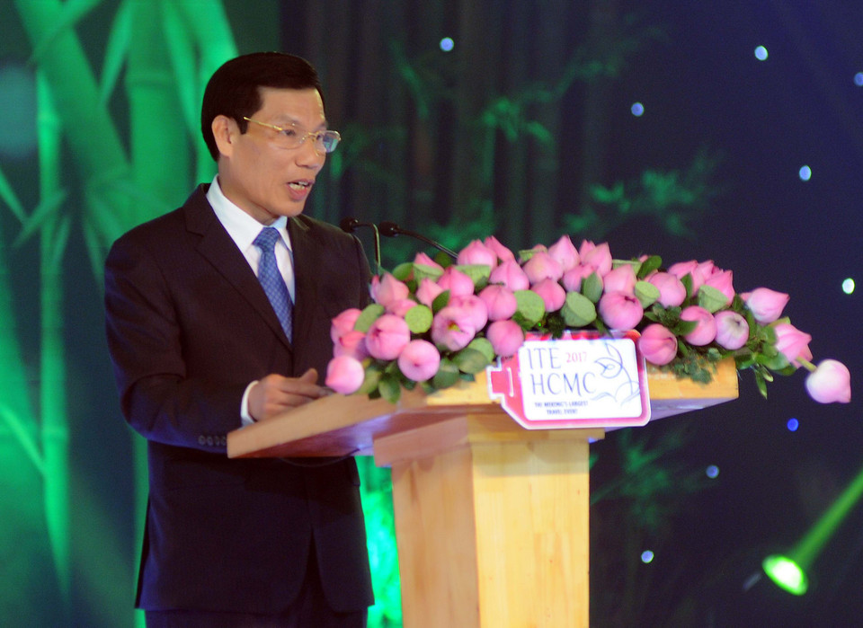 越南文化体育旅游部部长阮玉善在开幕式上发言。（图片来源：越通社）