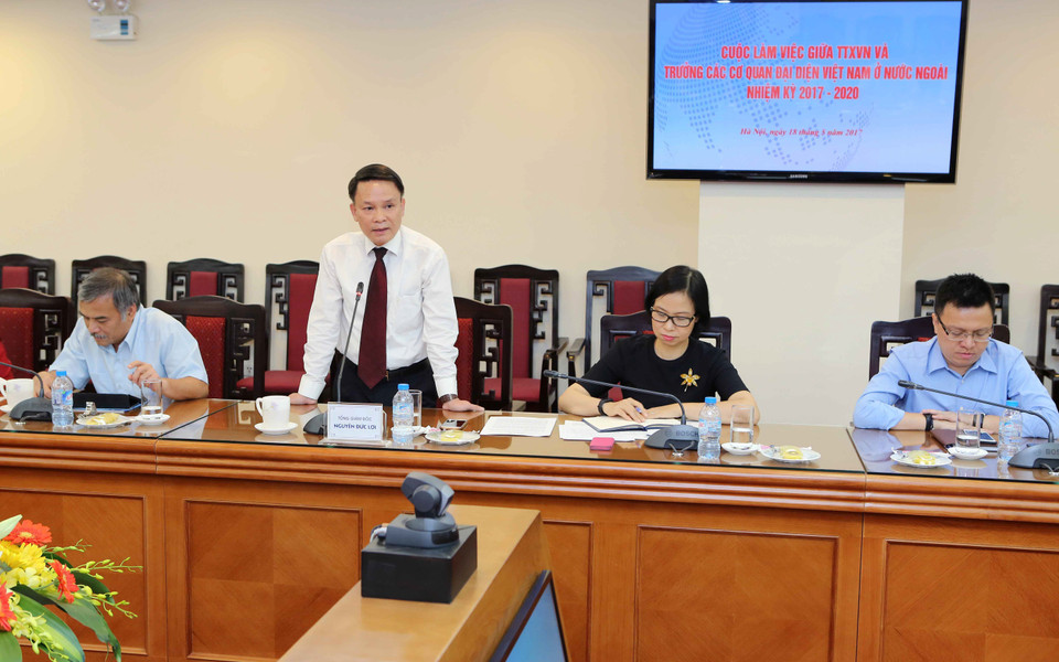 越通社社长阮德利在会上发表讲话。（图片来源：越通社）